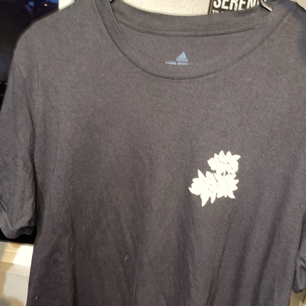 Adidas LA Roses T-shirt
